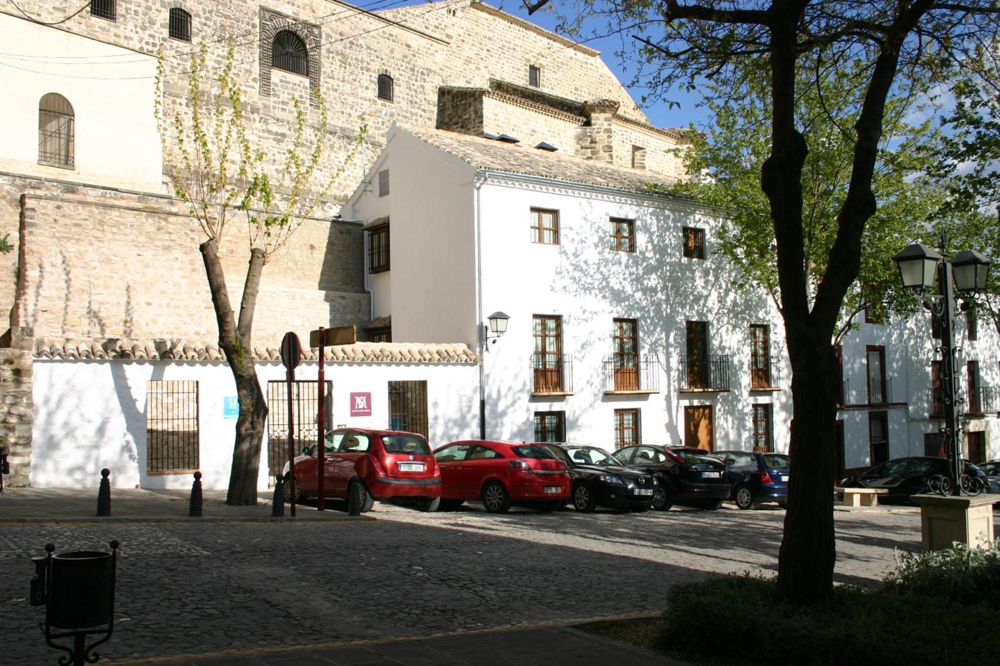 Hostal Santa Maria De Ubeda Екстериор снимка